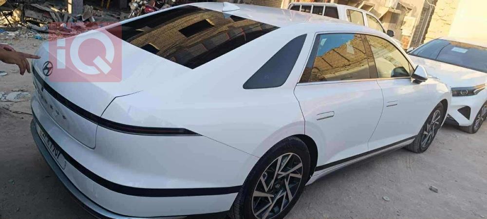 هیوندای ازێرا